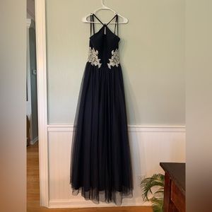 Size: 5. Brand: Blondie nites. Color: Navy